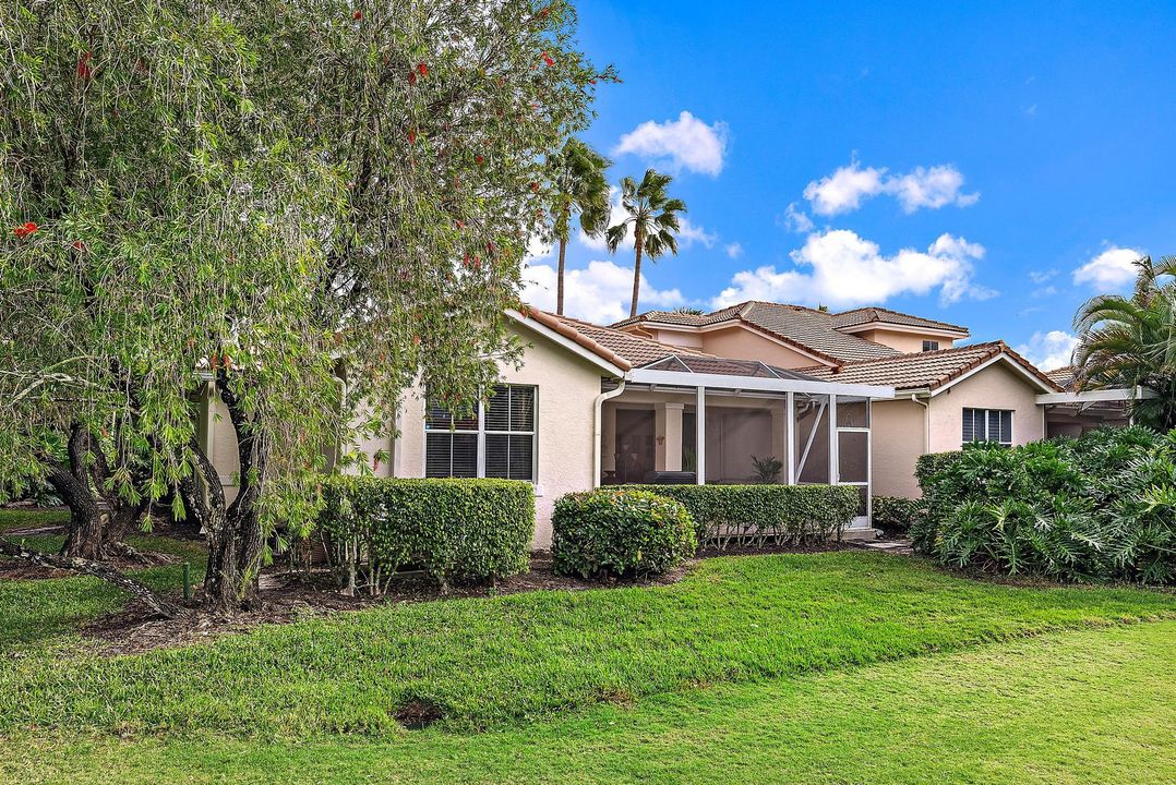 For Sale: $369,000 (3 beds, 2 baths, 1623 Square Feet)