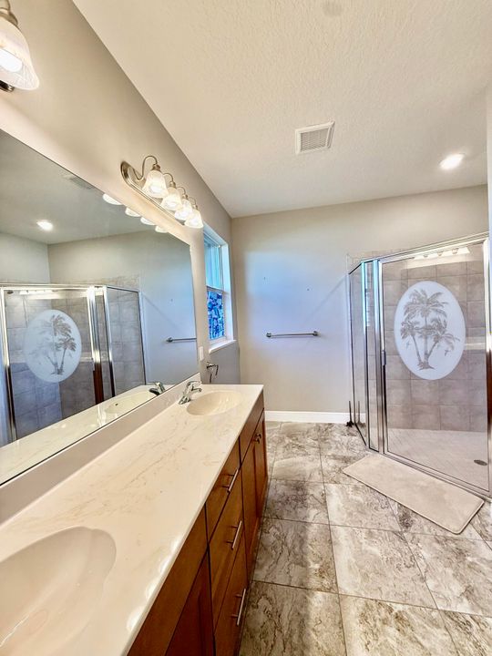 For Sale: $450,000 (3 beds, 2 baths, 1813 Square Feet)