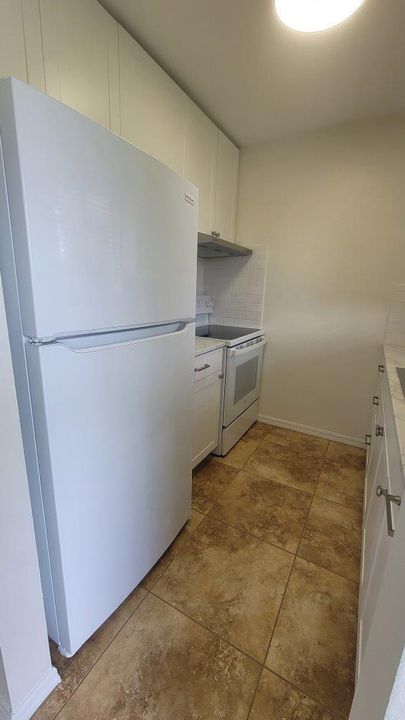 For Rent: $1,850 (1 beds, 1 baths, 672 Square Feet)