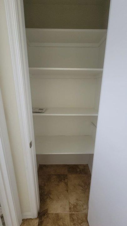 For Rent: $1,850 (1 beds, 1 baths, 672 Square Feet)