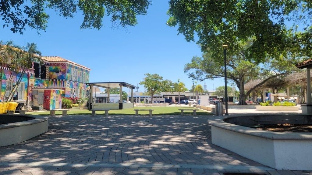 For Rent: $1,850 (1 beds, 1 baths, 672 Square Feet)