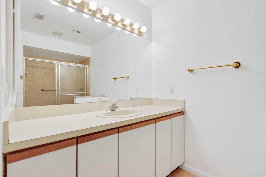 For Sale: $549,900 (3 beds, 2 baths, 1480 Square Feet)