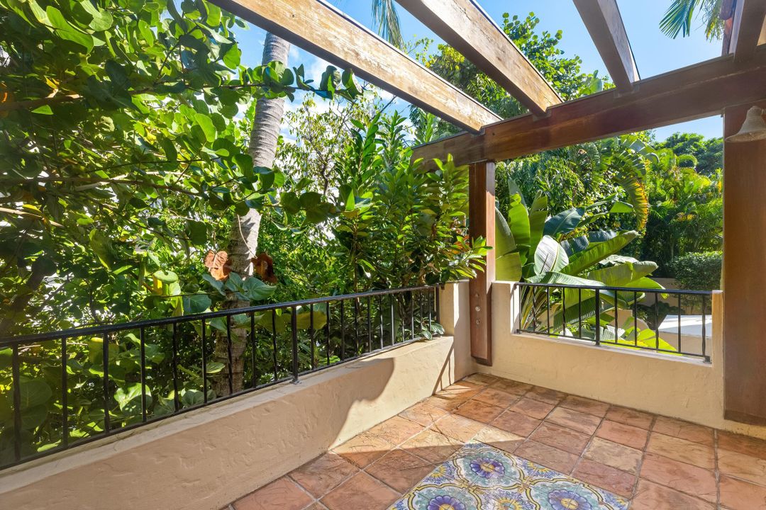 待售: $28,450,000 (8 贝兹, 8 浴室, 5682 平方英尺)