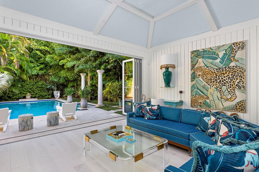 待售: $28,450,000 (8 贝兹, 8 浴室, 5682 平方英尺)