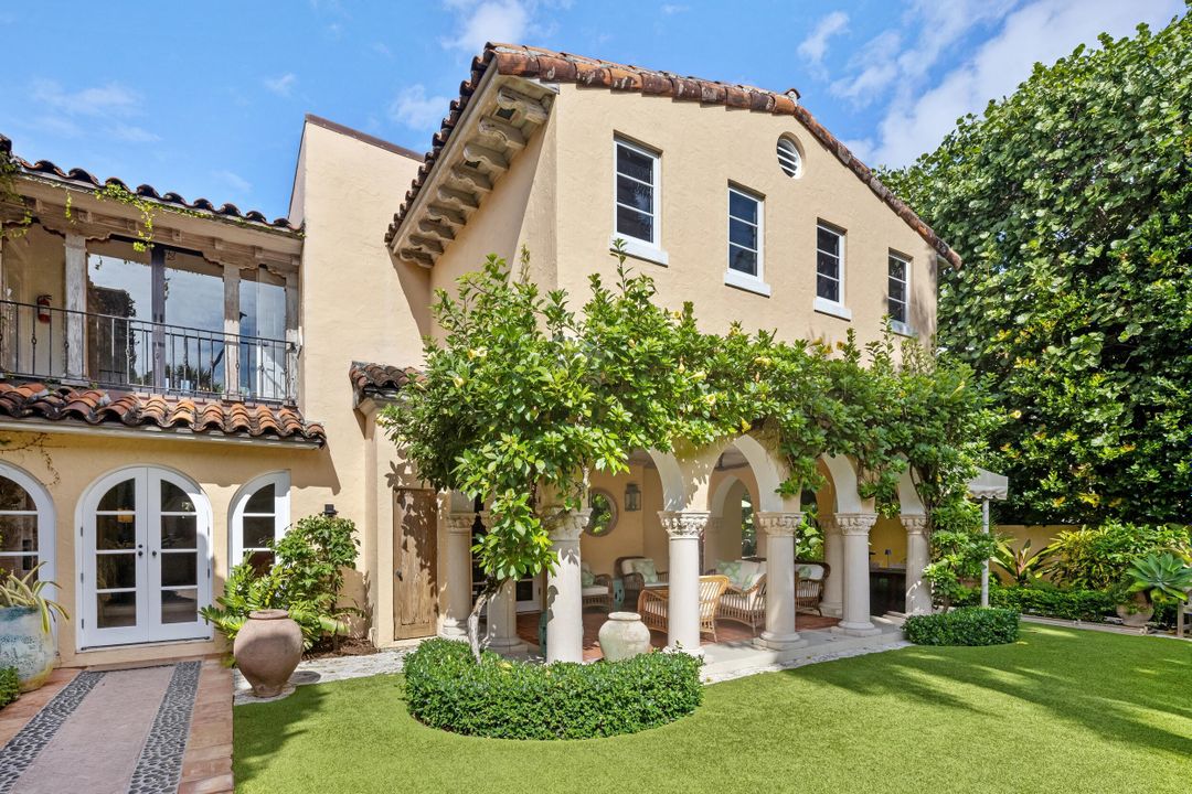 待售: $28,450,000 (8 贝兹, 8 浴室, 5682 平方英尺)