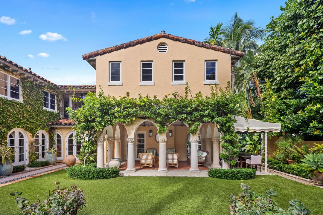 待售: $28,450,000 (8 贝兹, 8 浴室, 5682 平方英尺)