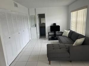 En Venta: $149,900 (2 camas, 2 baños, 812 Pies cuadrados)