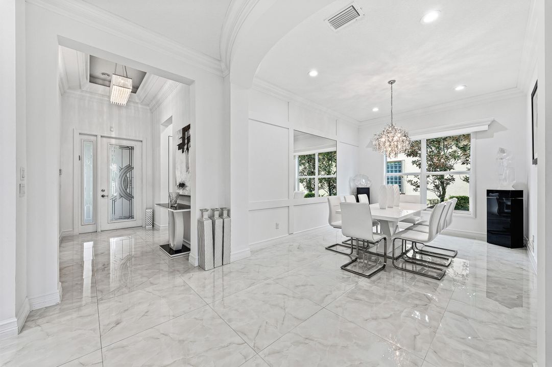 For Sale: $850,000 (3 beds, 2 baths, 1994 Square Feet)