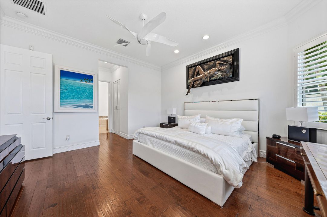 For Sale: $850,000 (3 beds, 2 baths, 1994 Square Feet)