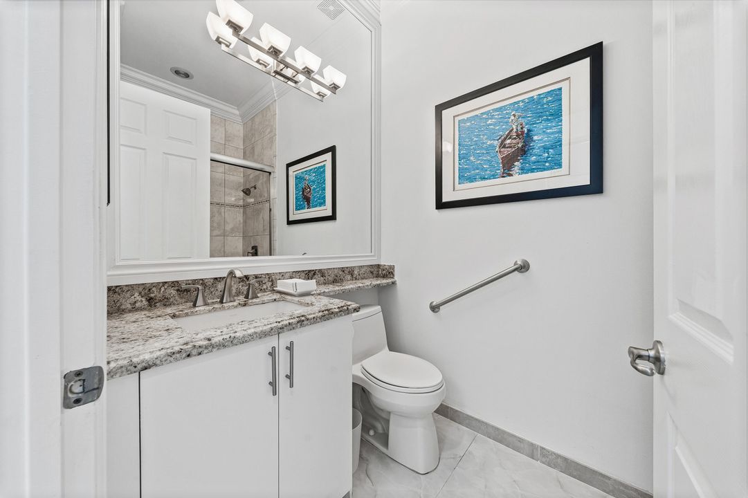 For Sale: $850,000 (3 beds, 2 baths, 1994 Square Feet)