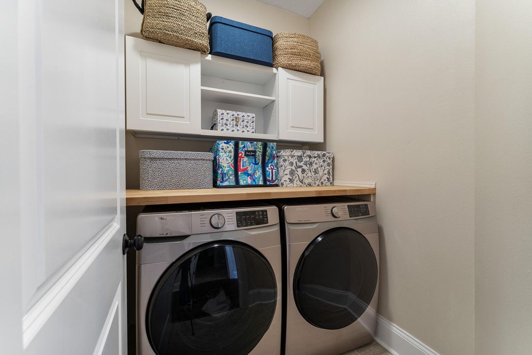 For Sale: $1,725,000 (4 beds, 2 baths, 3245 Square Feet)