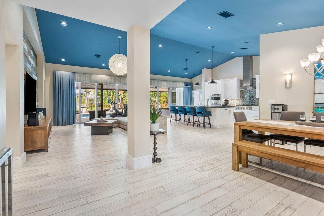 На продажу: $3,750,000 (4 спален, 5 ванн, 2611 Квадратных фут)