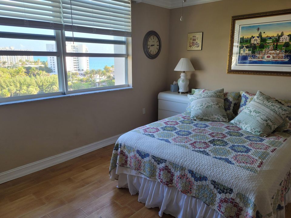 For Rent: $9,000 (2 beds, 2 baths, 1400 Square Feet)