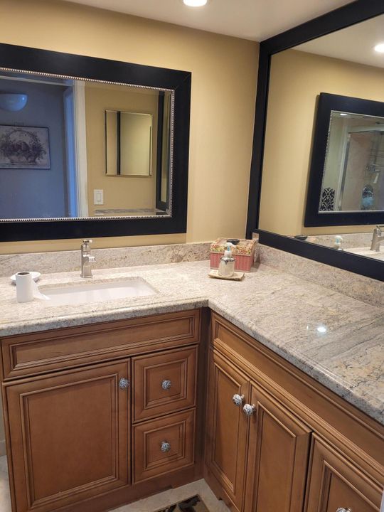 For Rent: $9,000 (2 beds, 2 baths, 1400 Square Feet)