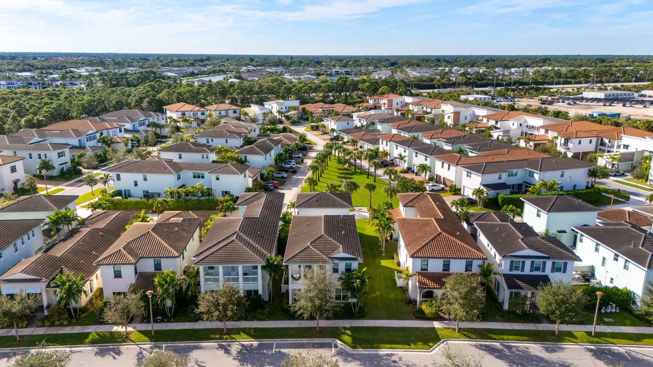 待售: $1,675,000 (4 贝兹, 5 浴室, 3760 平方英尺)