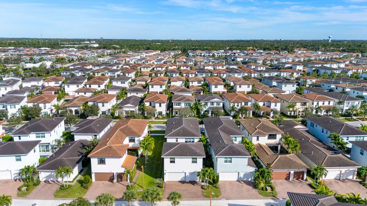 待售: $1,675,000 (4 贝兹, 5 浴室, 3760 平方英尺)