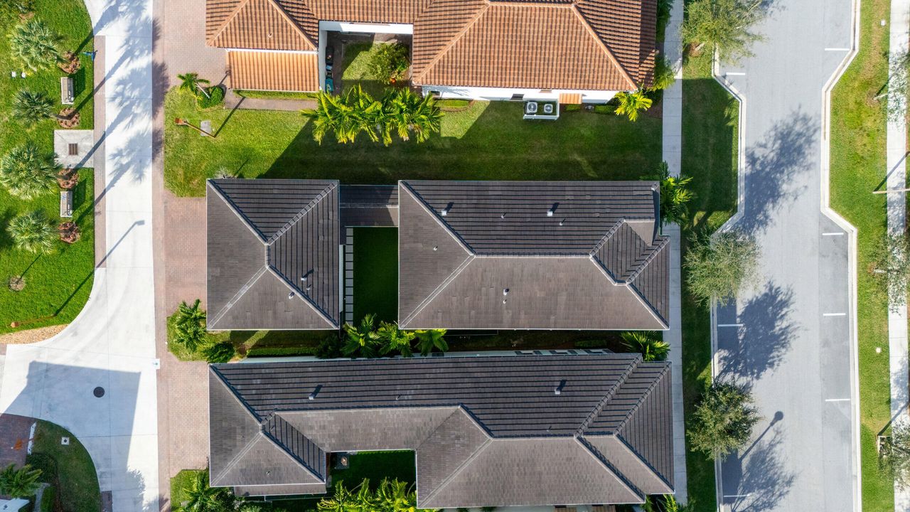 待售: $1,675,000 (4 贝兹, 5 浴室, 3760 平方英尺)