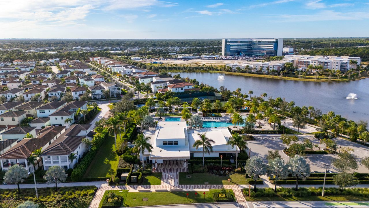 待售: $1,675,000 (4 贝兹, 5 浴室, 3760 平方英尺)