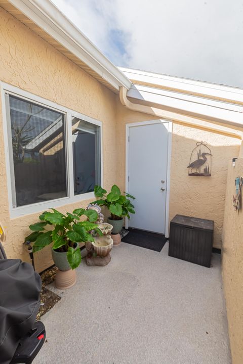 待售: $249,900 (2 贝兹, 2 浴室, 1154 平方英尺)