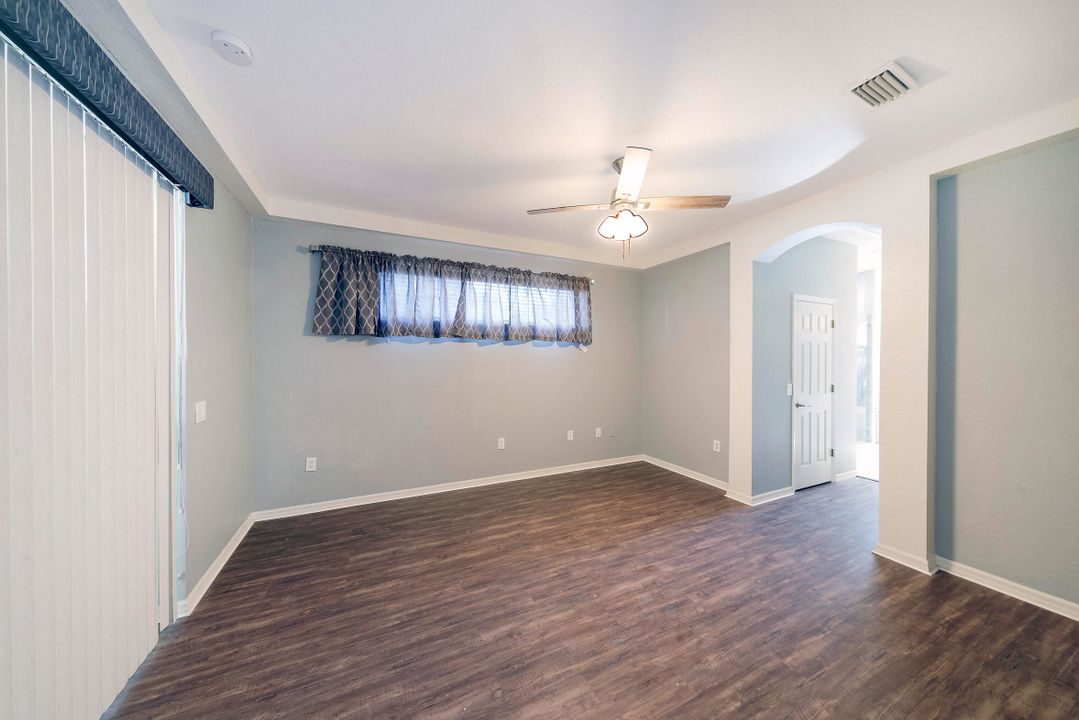 For Sale: $569,000 (3 beds, 2 baths, 2519 Square Feet)