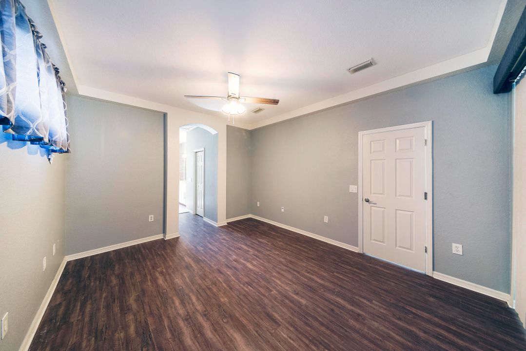 For Sale: $569,000 (3 beds, 2 baths, 2519 Square Feet)