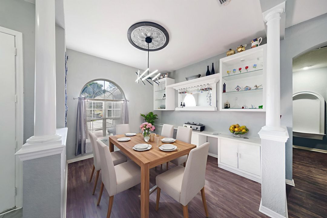 For Sale: $569,000 (3 beds, 2 baths, 2519 Square Feet)