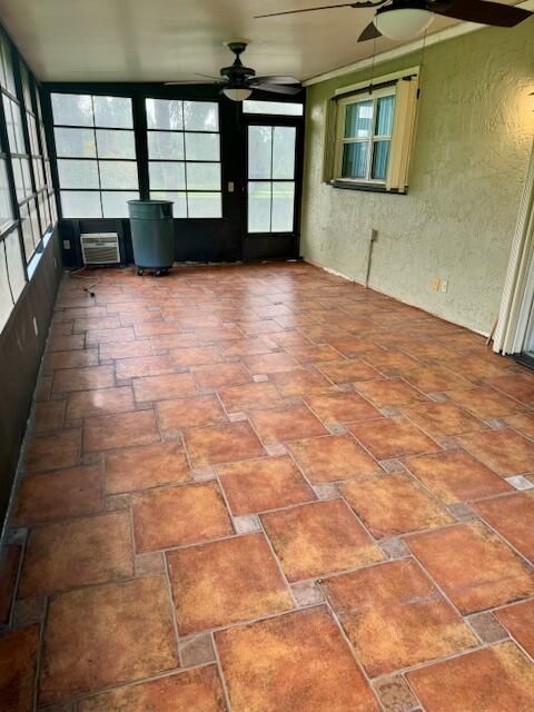 For Rent: $2,025 (2 beds, 2 baths, 1122 Square Feet)