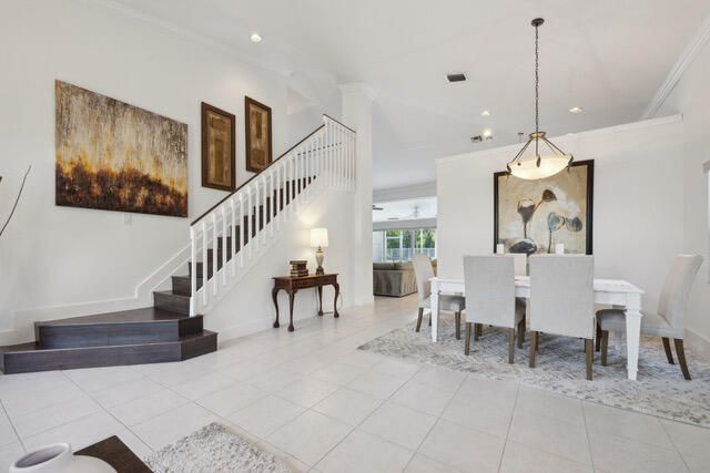 For Rent: $5,500 (5 beds, 3 baths, 2608 Square Feet)