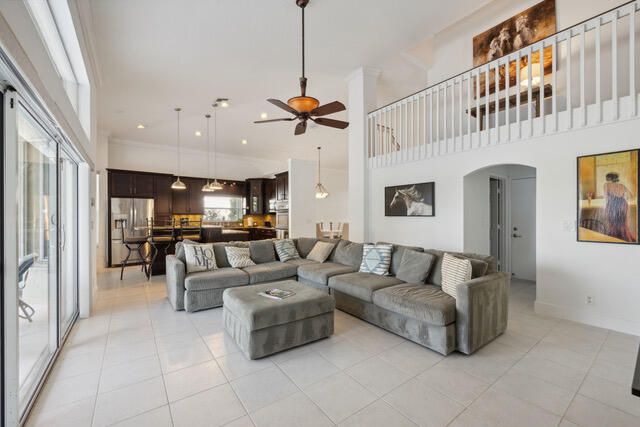 For Rent: $5,500 (5 beds, 3 baths, 2608 Square Feet)