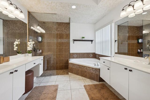 For Rent: $5,500 (5 beds, 3 baths, 2608 Square Feet)