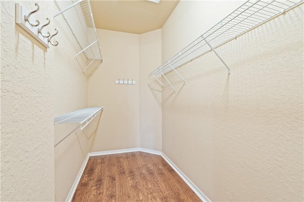 En Venta: $280,000 (2 camas, 2 baños, 1647 Pies cuadrados)