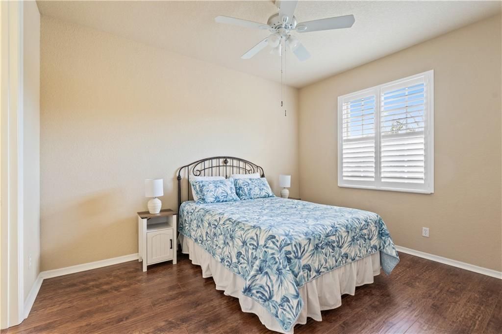 En Venta: $280,000 (2 camas, 2 baños, 1647 Pies cuadrados)