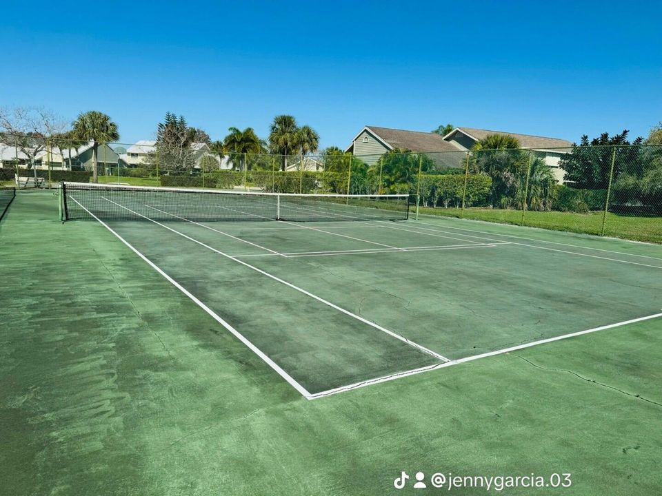 For Rent: $2,025 (2 beds, 2 baths, 1122 Square Feet)