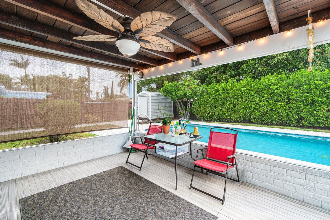 For Sale: $600,000 (3 beds, 2 baths, 1359 Square Feet)