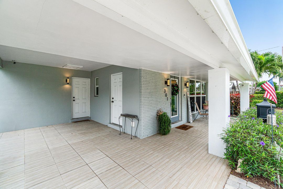 For Sale: $600,000 (3 beds, 2 baths, 1359 Square Feet)