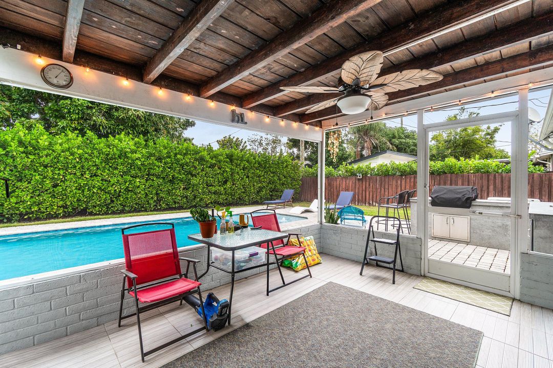 For Sale: $600,000 (3 beds, 2 baths, 1359 Square Feet)