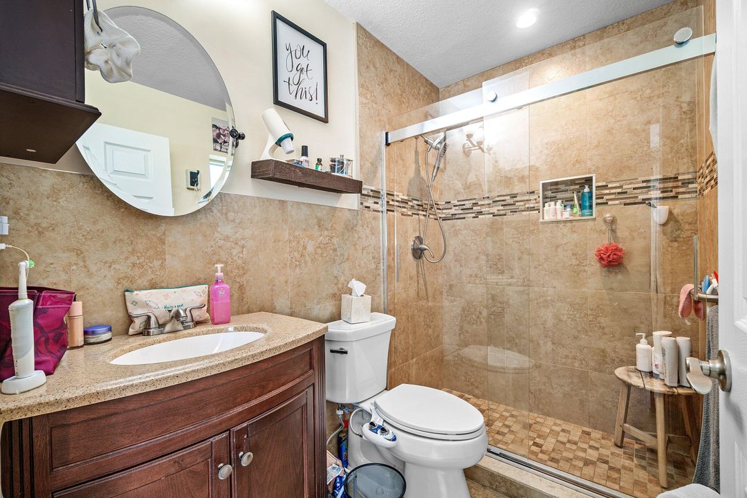 For Sale: $600,000 (3 beds, 2 baths, 1359 Square Feet)