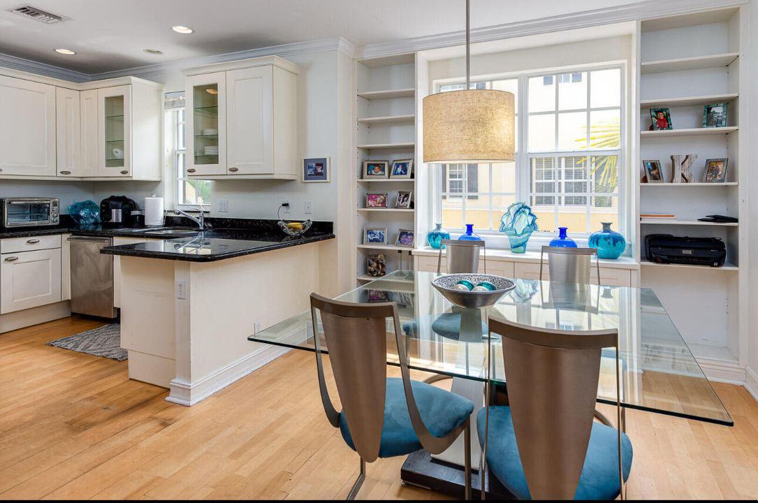 待售: $1,325,000 (3 贝兹, 3 浴室, 1826 平方英尺)