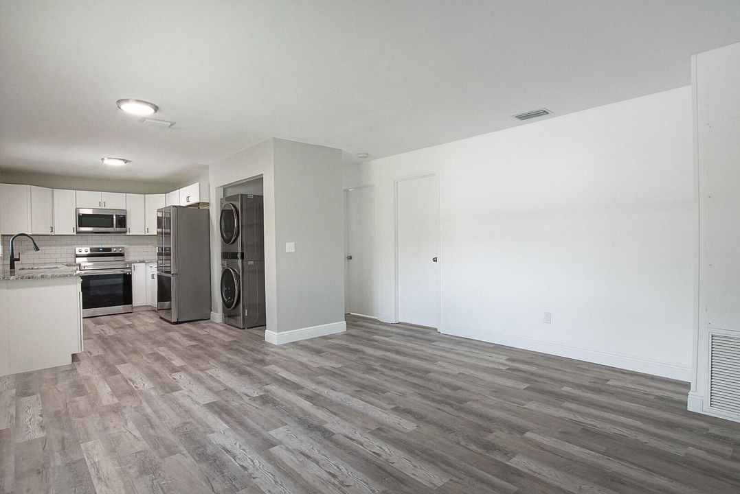 En Renta: $1,900 (2 camas, 1 baños, 800 Pies cuadrados)