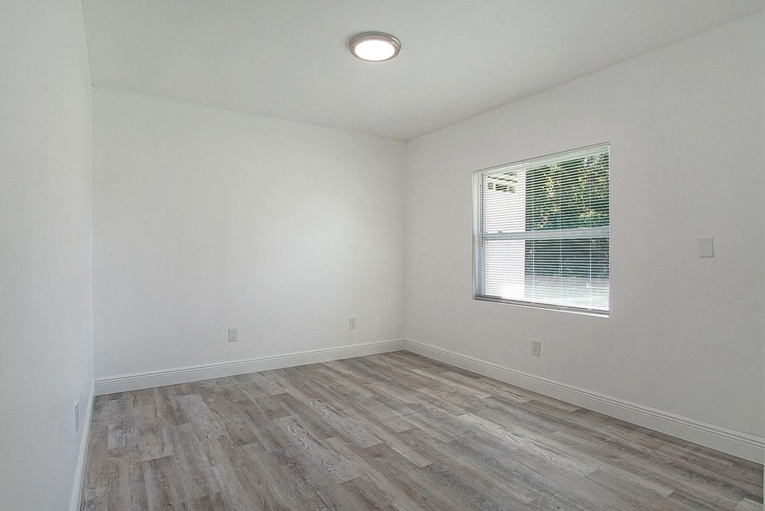 En Renta: $1,900 (2 camas, 1 baños, 800 Pies cuadrados)