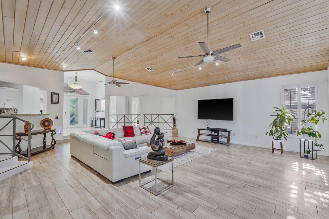 На продажу: $945,000 (4 спален, 3 ванн, 2953 Квадратных фут)