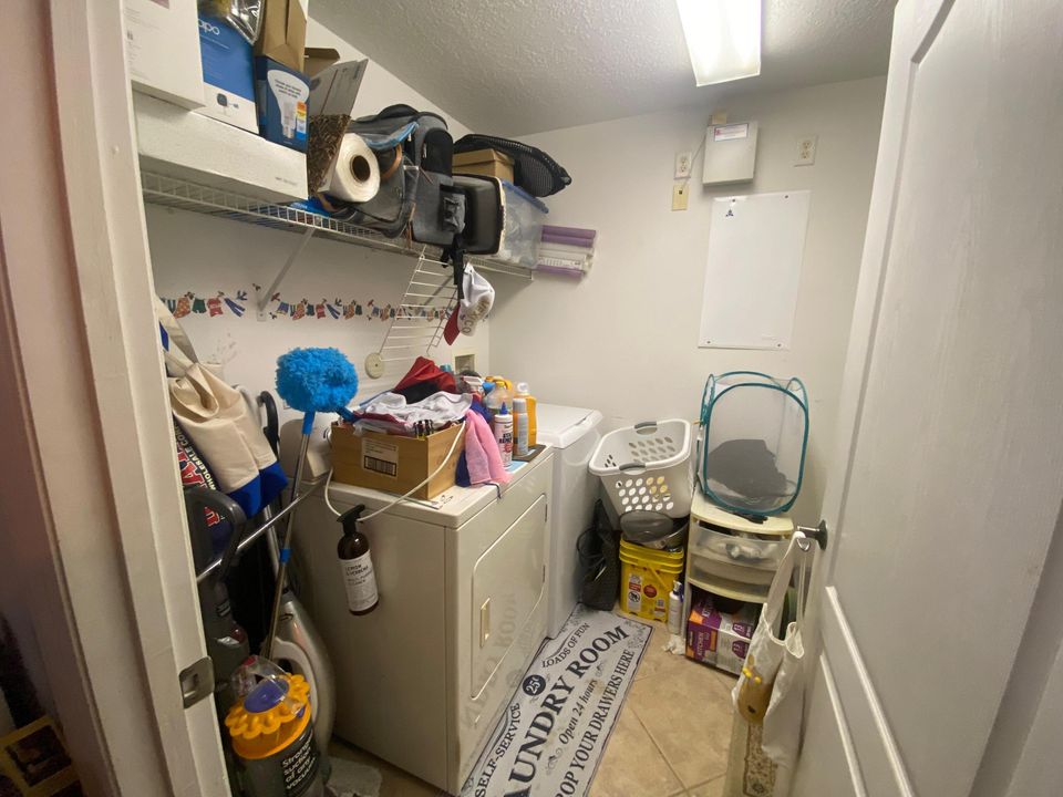 En Venta: $629,900 (3 camas, 2 baños, 1691 Pies cuadrados)