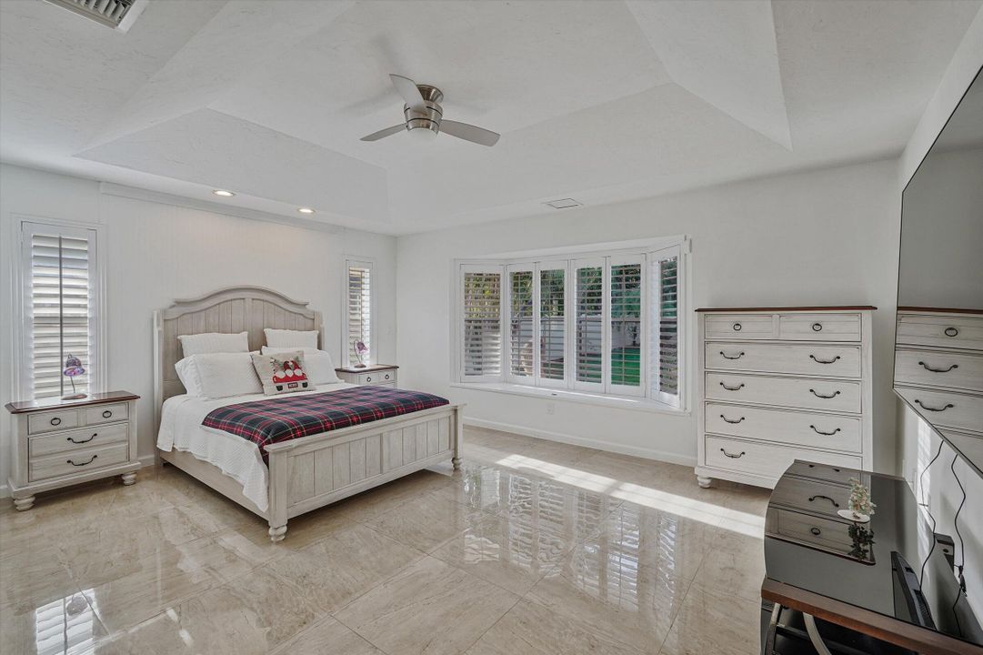 На продажу: $945,000 (4 спален, 3 ванн, 2953 Квадратных фут)