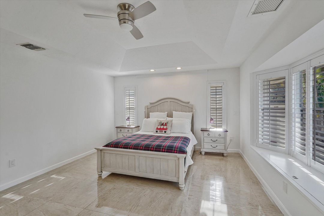 На продажу: $945,000 (4 спален, 3 ванн, 2953 Квадратных фут)