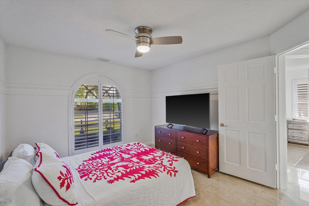 На продажу: $945,000 (4 спален, 3 ванн, 2953 Квадратных фут)