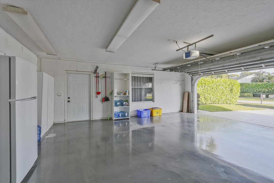 На продажу: $945,000 (4 спален, 3 ванн, 2953 Квадратных фут)