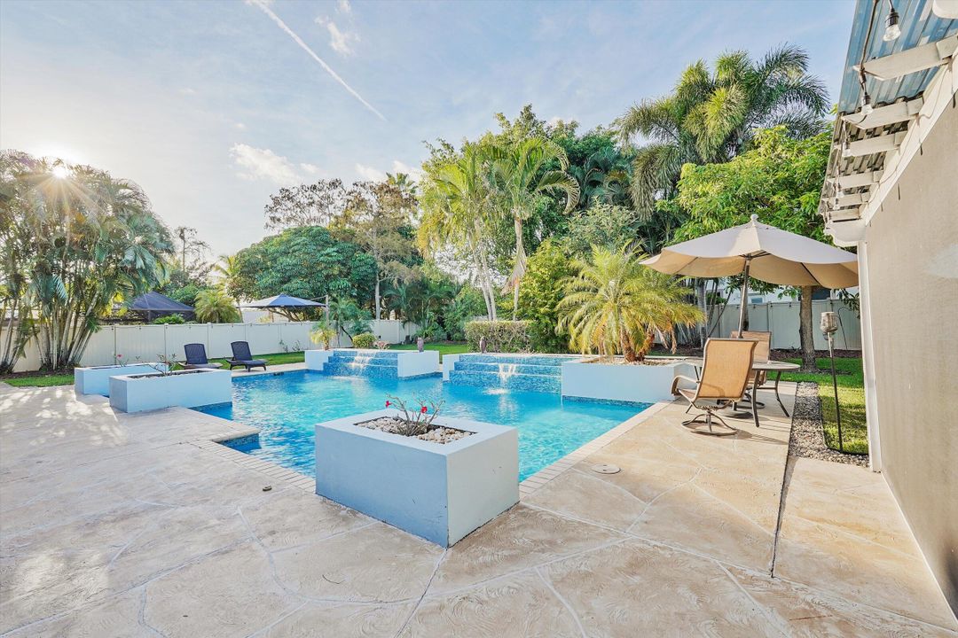 На продажу: $945,000 (4 спален, 3 ванн, 2953 Квадратных фут)