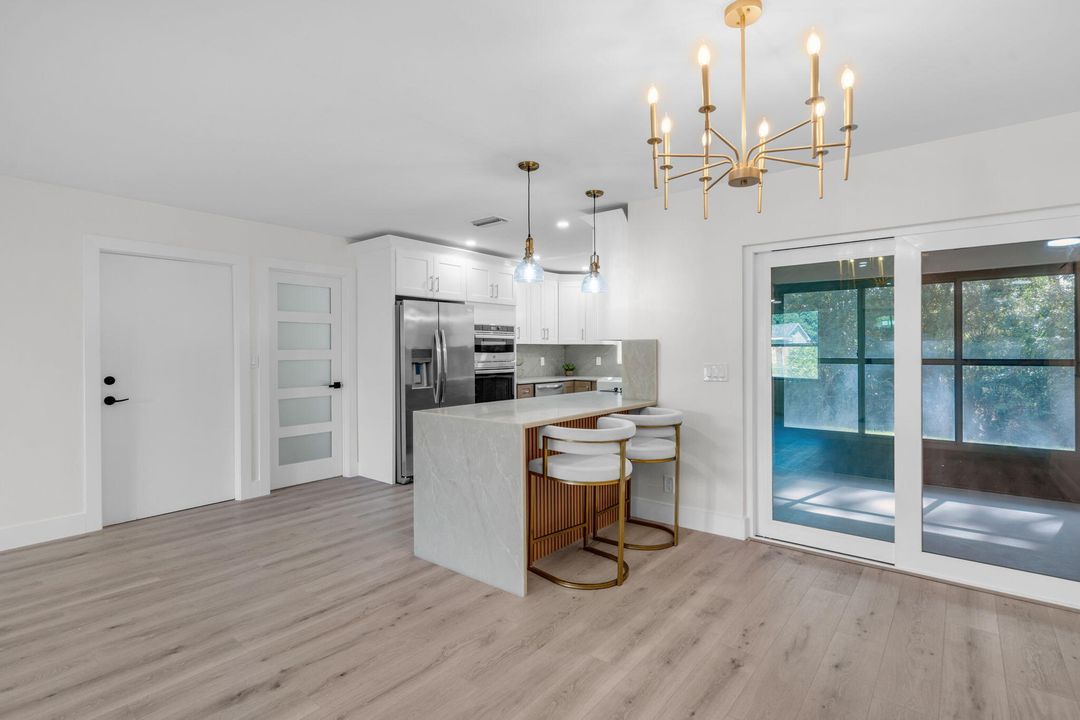 En Venta: $579,900 (3 camas, 2 baños, 1400 Pies cuadrados)