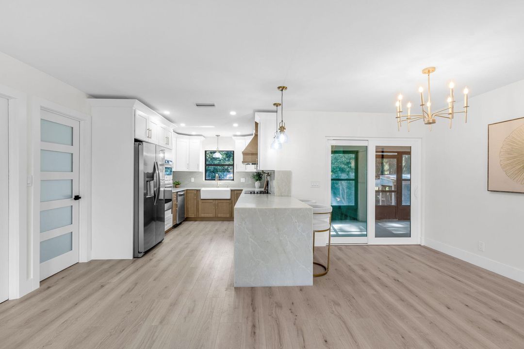 En Venta: $579,900 (3 camas, 2 baños, 1400 Pies cuadrados)