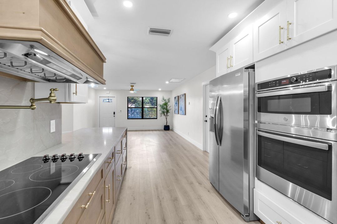 En Venta: $579,900 (3 camas, 2 baños, 1400 Pies cuadrados)